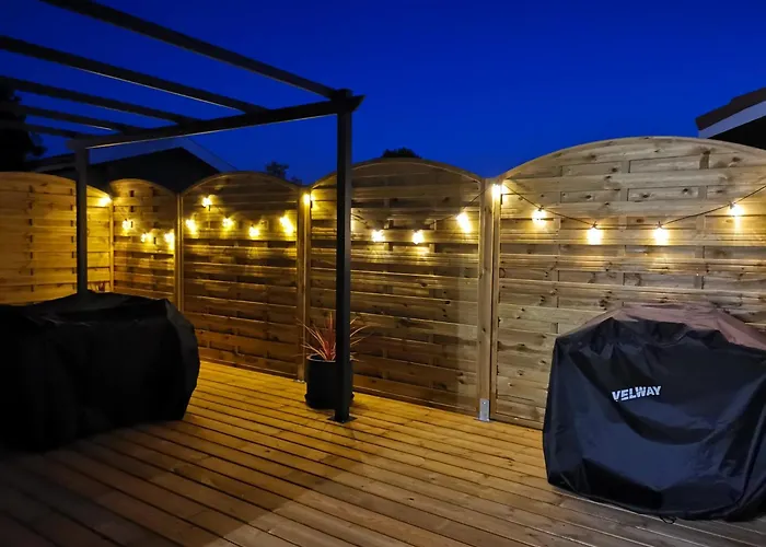 La Caza Cozy 라테스트드뷔크